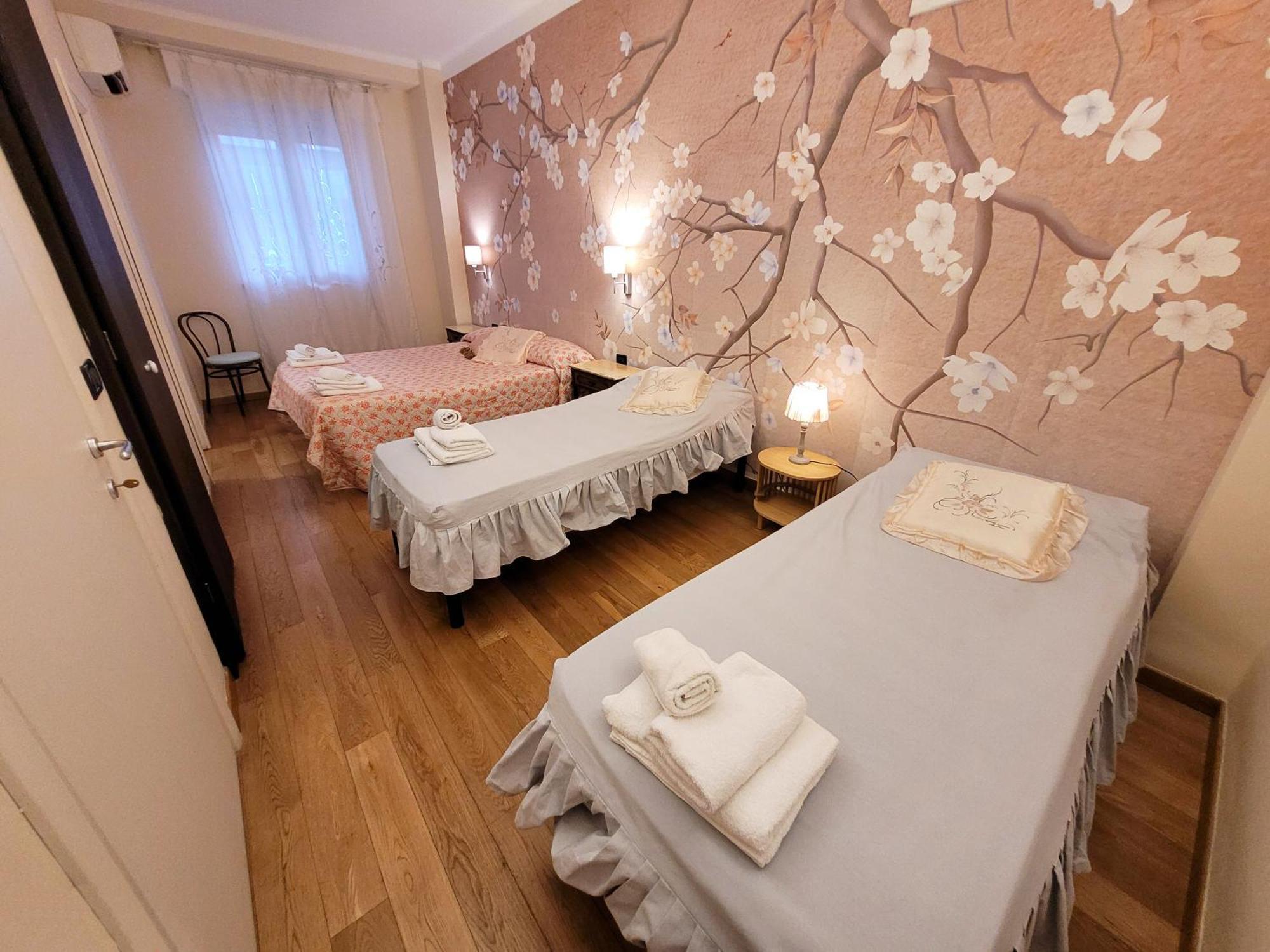Baribello Apartment - 3 Bedrooms 3 Bathrooms - Bari Central Station エクステリア 写真
