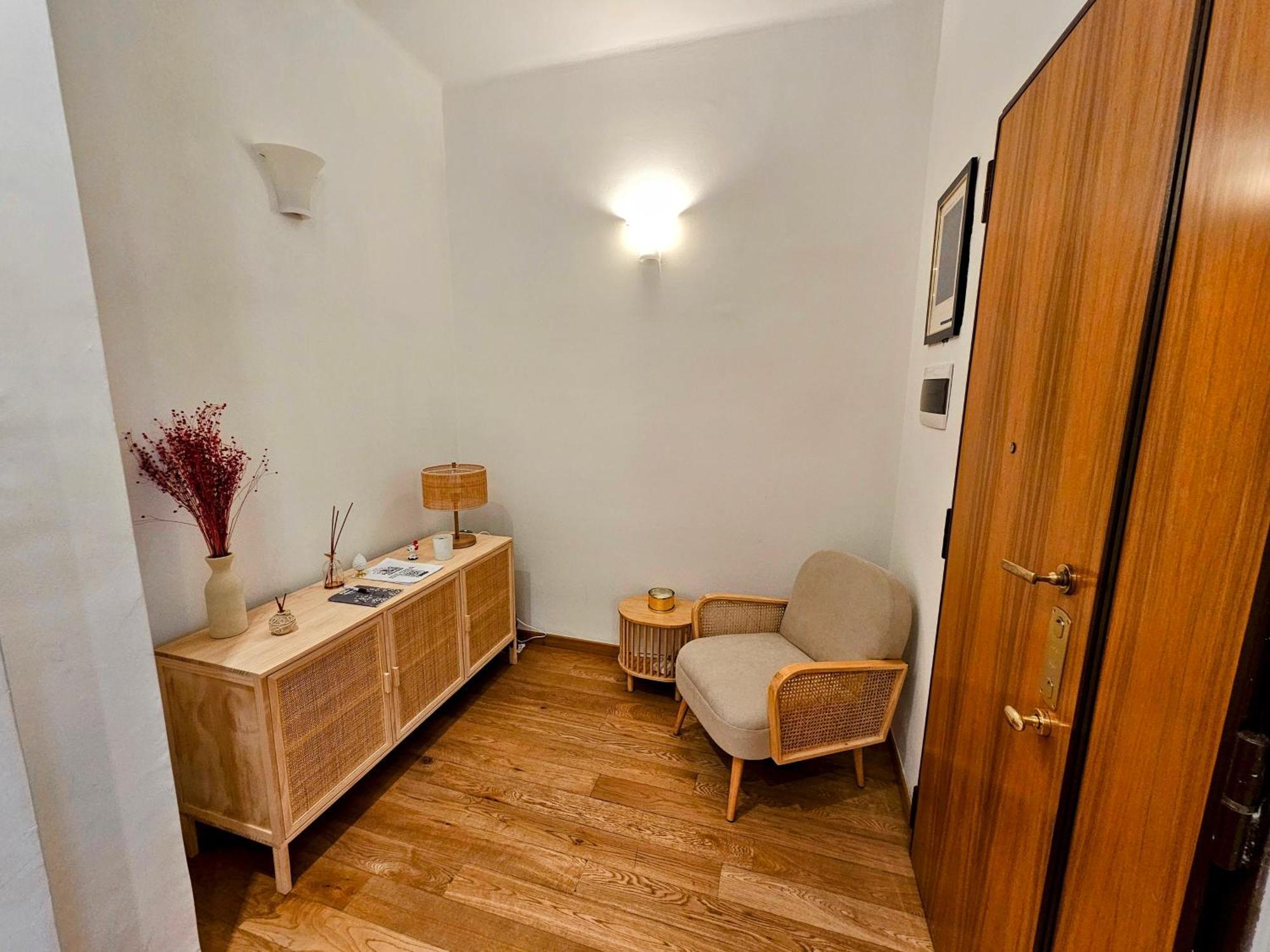 Baribello Apartment - 3 Bedrooms 3 Bathrooms - Bari Central Station エクステリア 写真